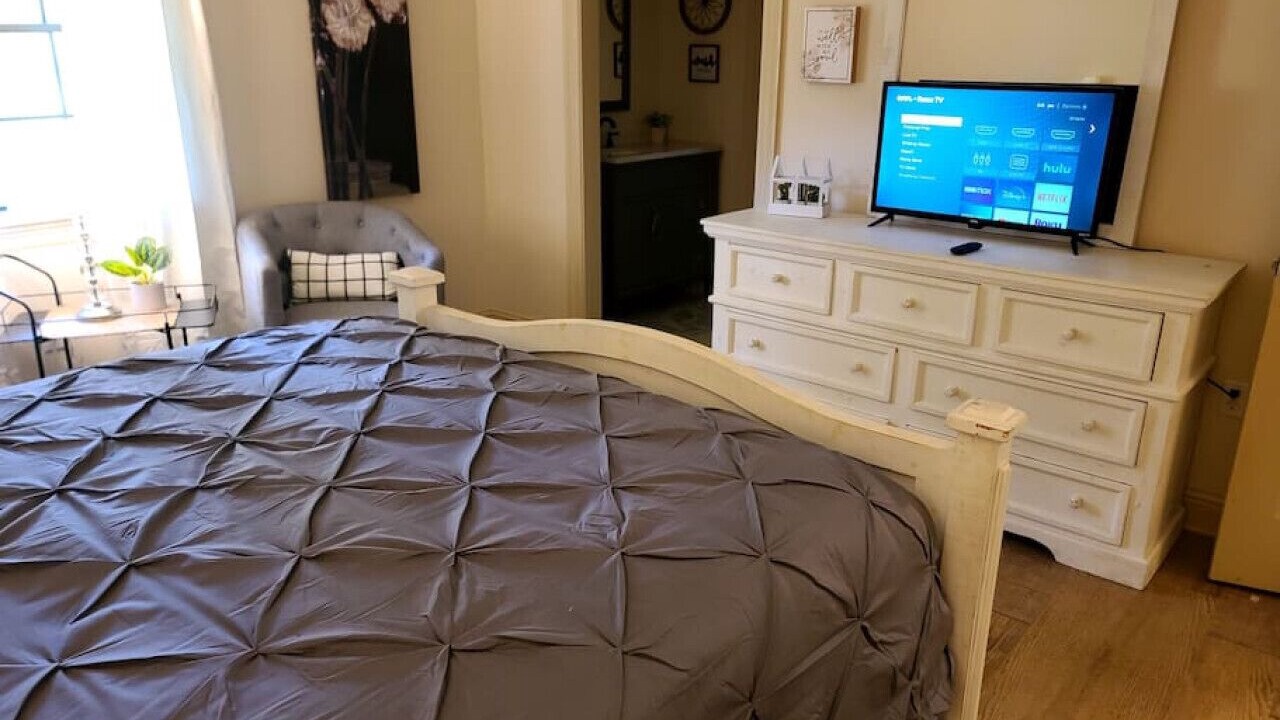 Photo of Bedroom in Pine Grove