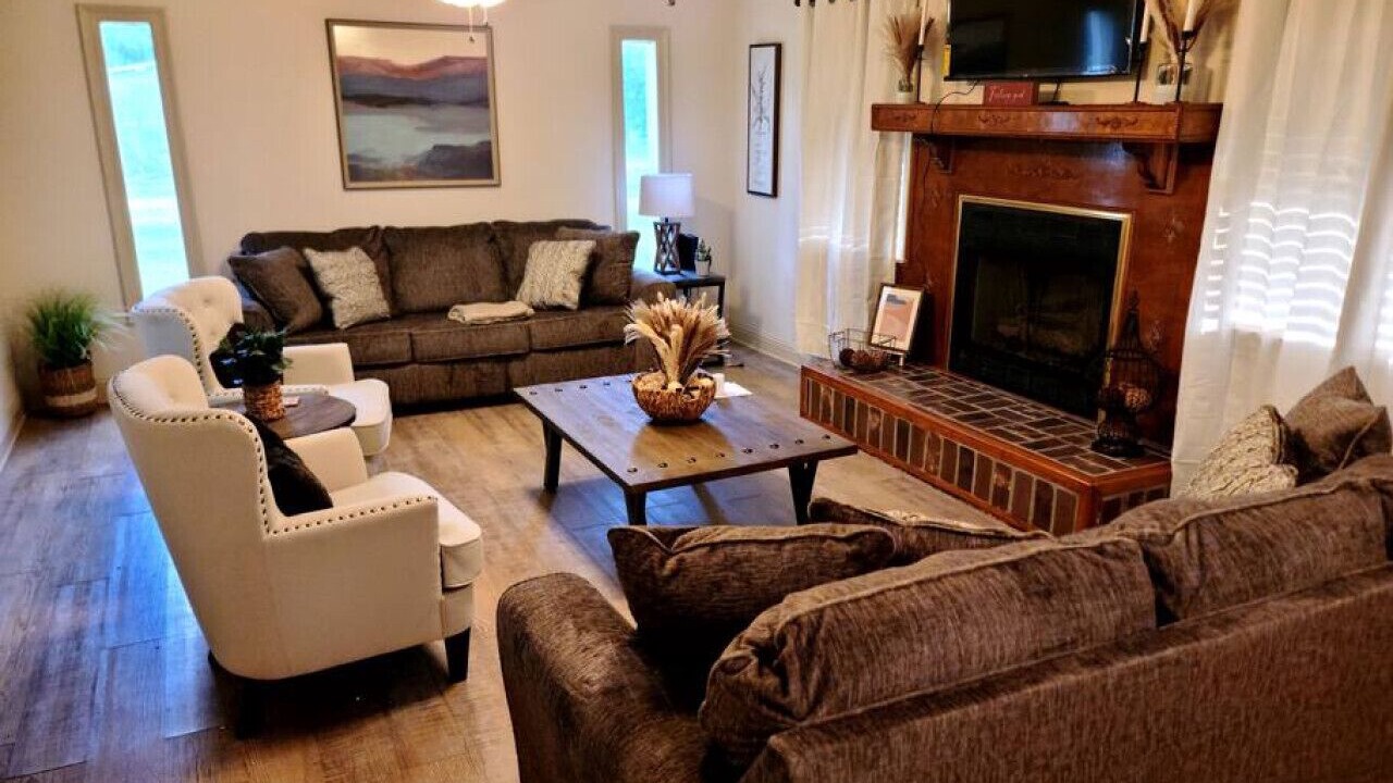 Photo of Livingroom in Pine Grove