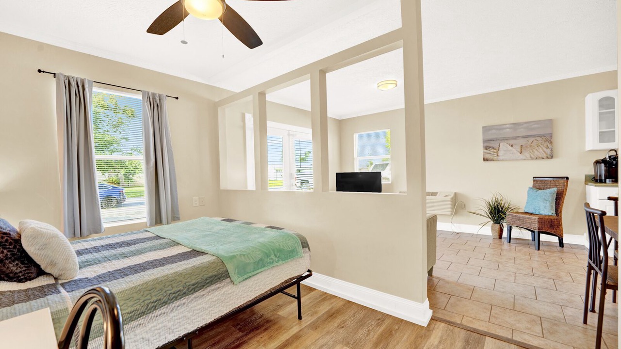 Photo of Bedroom in Lynn Haven