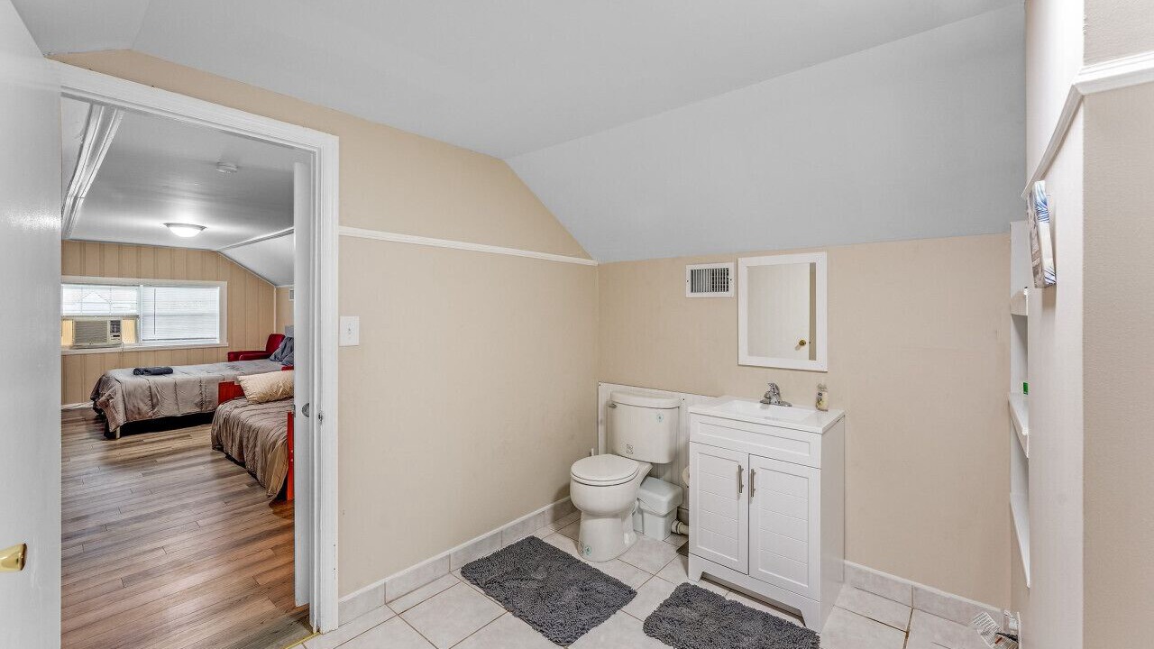 Photo of Bathroom in Panama City