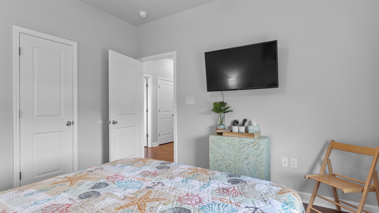 Photo of Bedroom in Long Beach