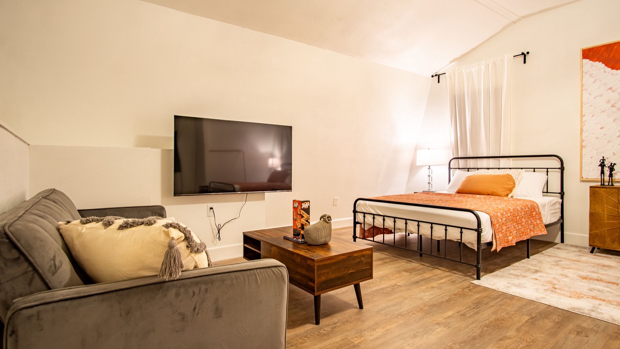 Photo of Bedroom in Eureka