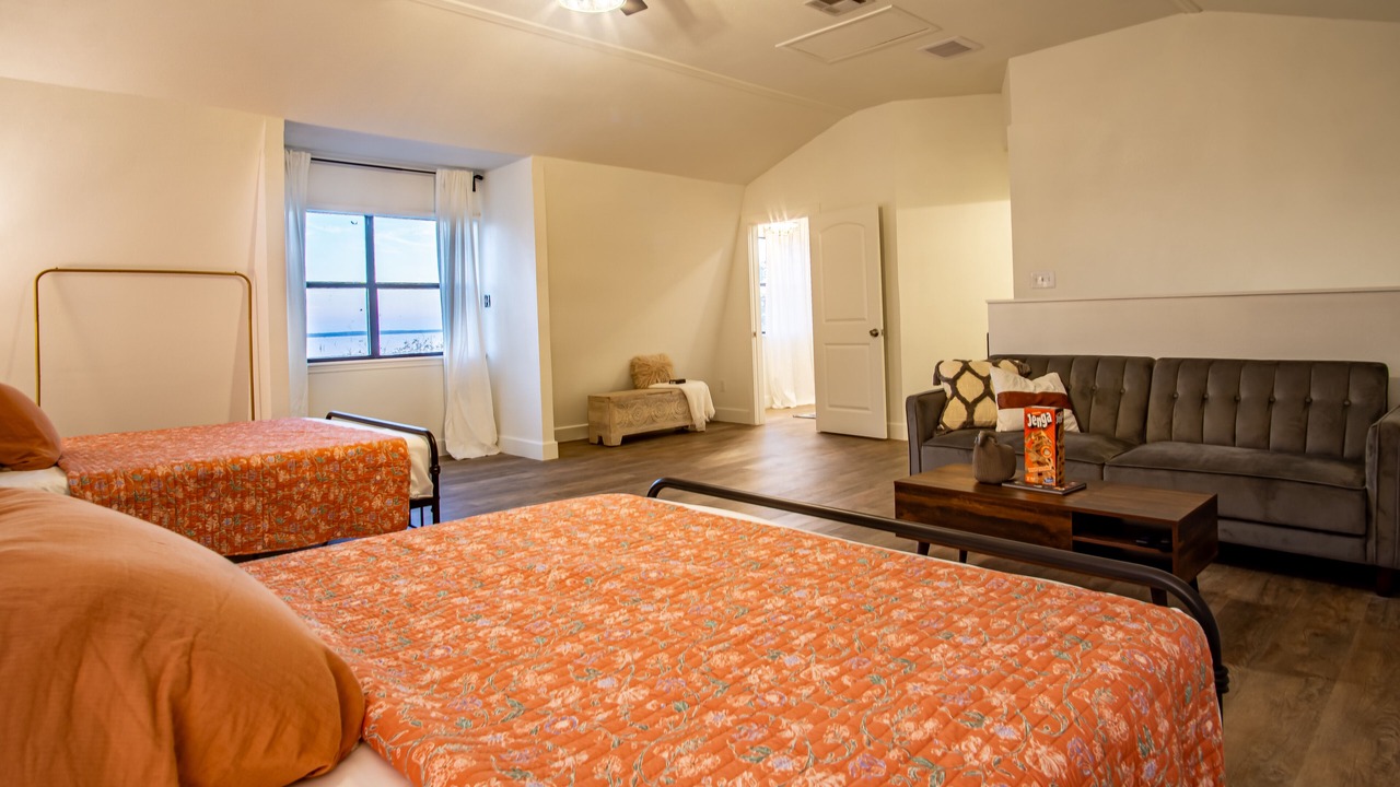 Photo of Bedroom in Eureka