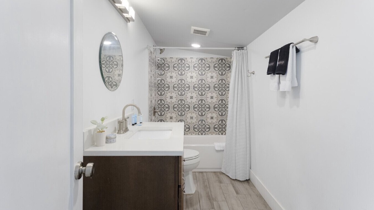 Photo of Bathroom in Bid-a-wee Beach