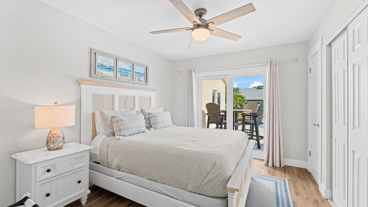 Photo of Bedroom in Convair Cove
