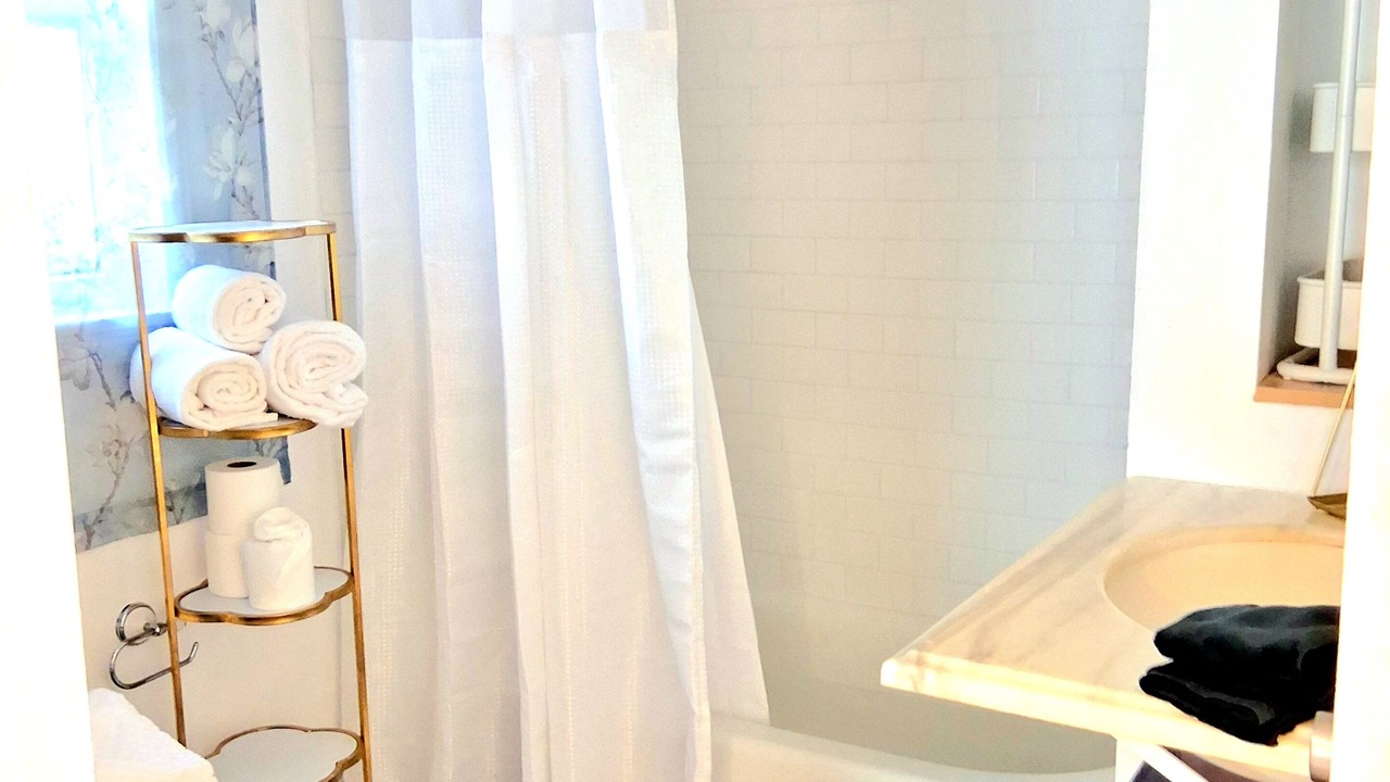 Photo of Bathroom in Broadmoor