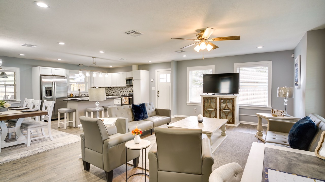 Photo of Bedroom in Lake Charles