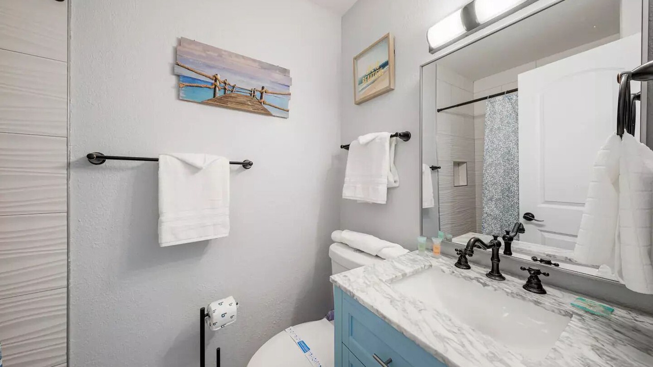 Photo of Bathroom in Silver Sands