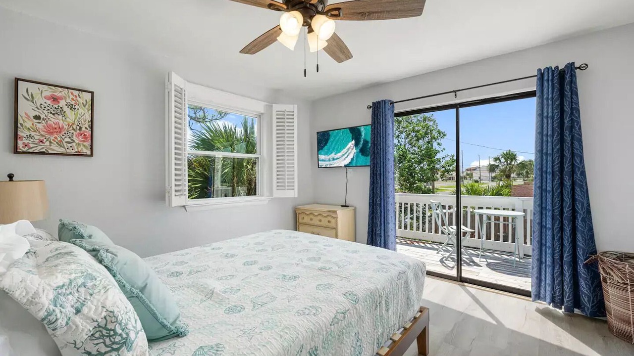 Photo of Bedroom in Silver Sands