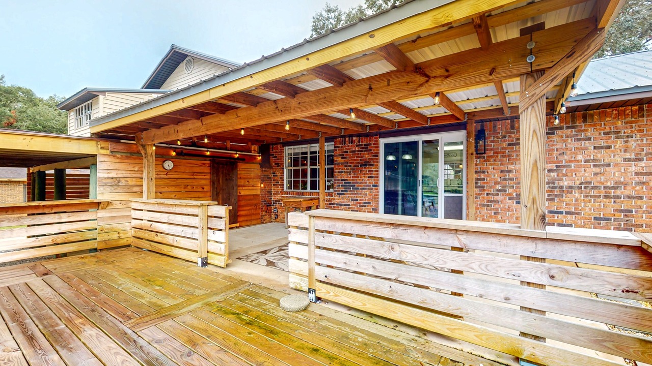 Photo of Patio Balcony in Milton