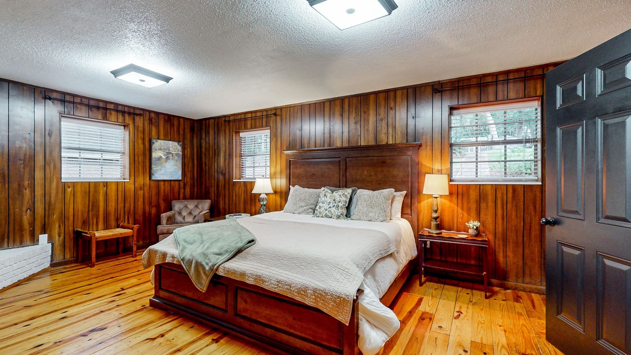 Photo of Bedroom in Milton