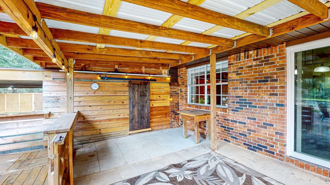 Photo of Patio Balcony in Milton