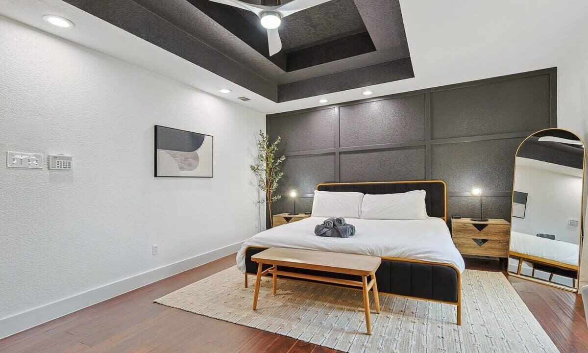 Photo of Bedroom in Northeast Carrollton
