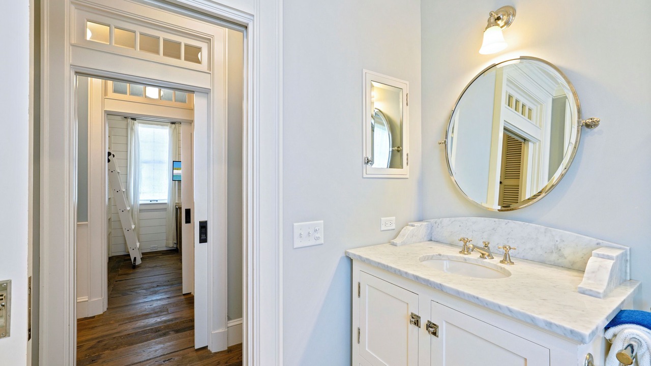 Photo of Bathroom in Seaside