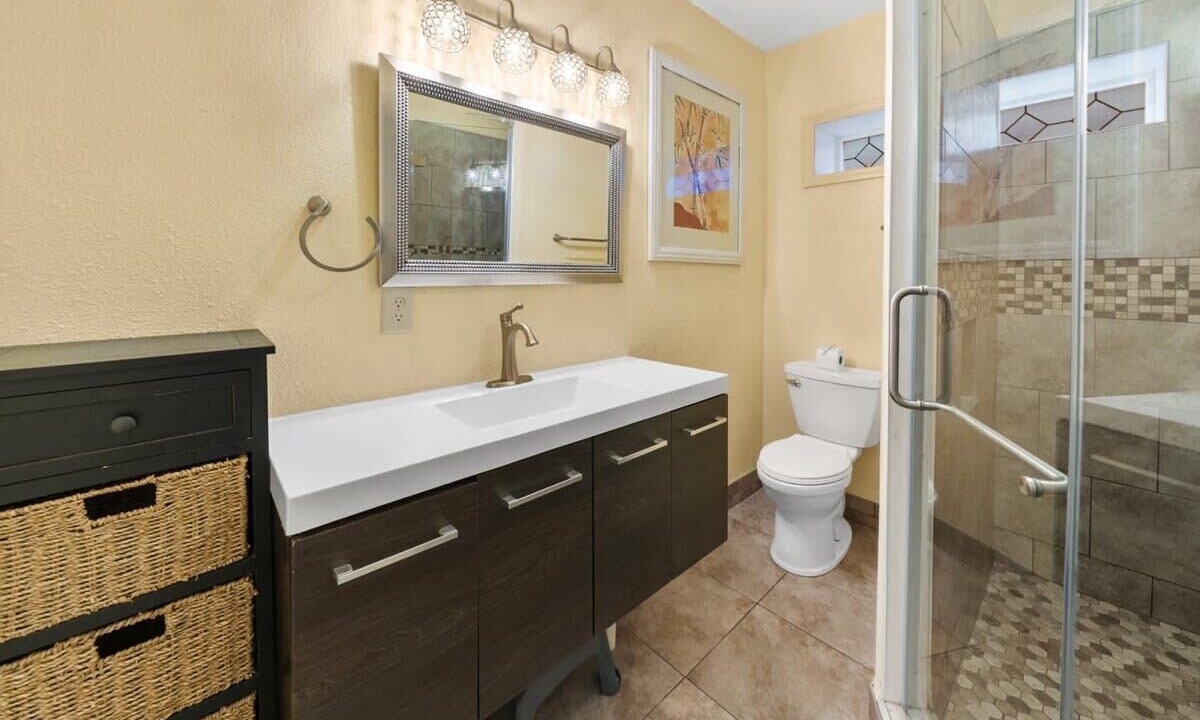 Photo of Bathroom in Bid-a-wee Beach