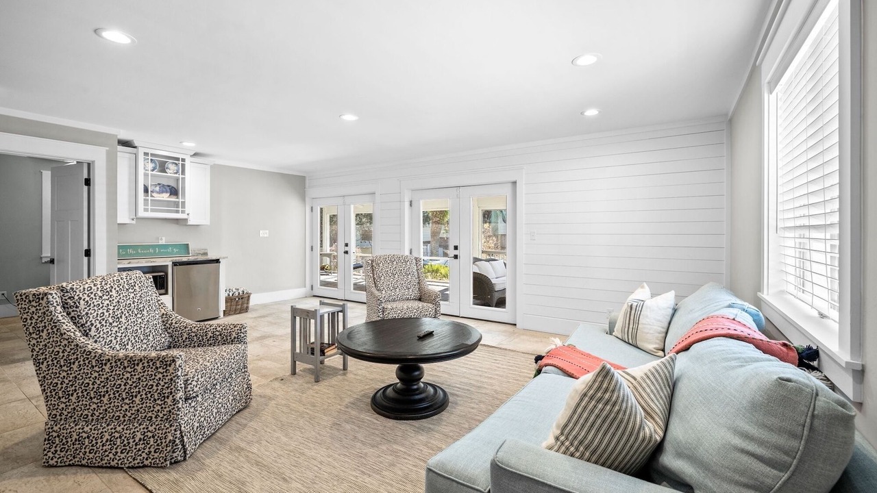 Photo of Livingroom in Gulfview Heights