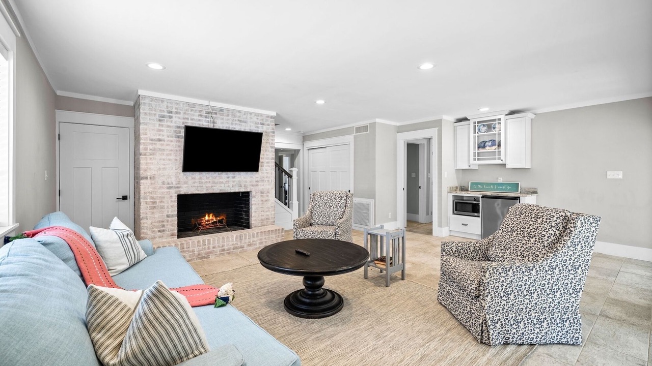 Photo of Livingroom in Gulfview Heights