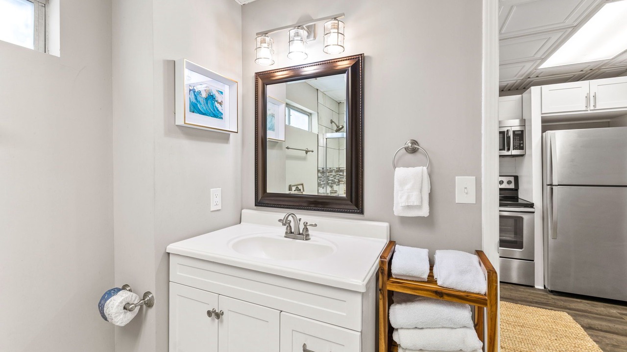 Photo of Bathroom in Gulfview Heights