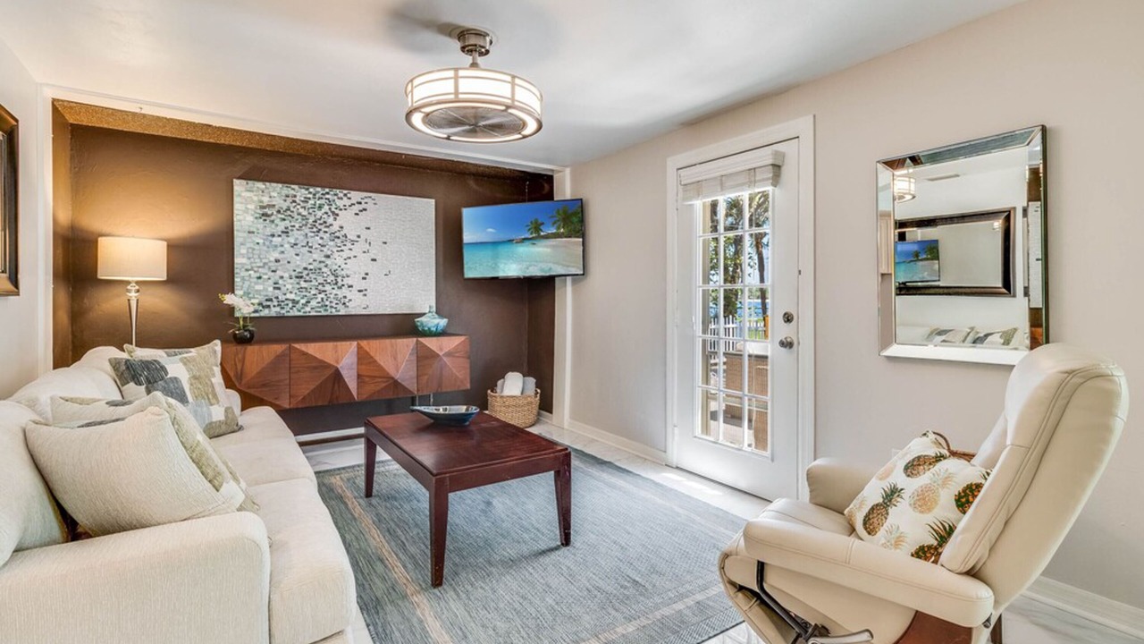 Photo of Livingroom in East Naples