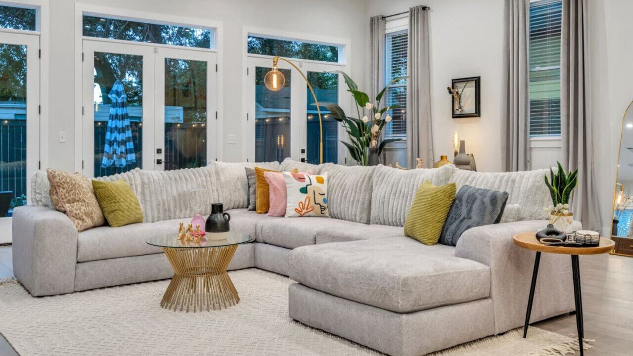 Photo of Livingroom in Saint Thomas Development