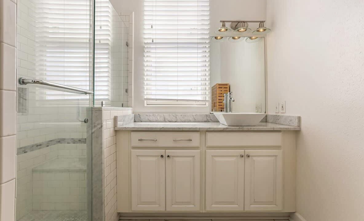 Photo of Bathroom in Mid-City