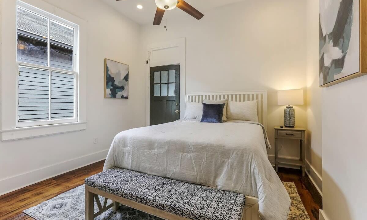 Photo of Bedroom in Mid-City