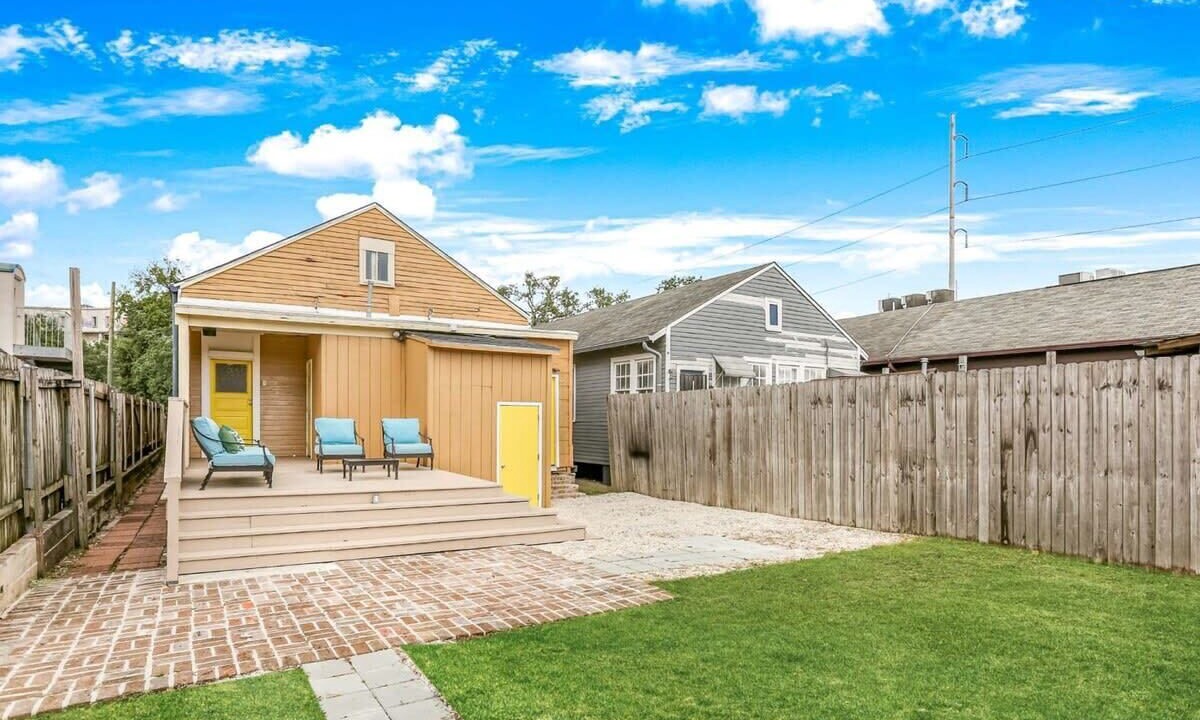 Photo of Outdoor in Mid-City