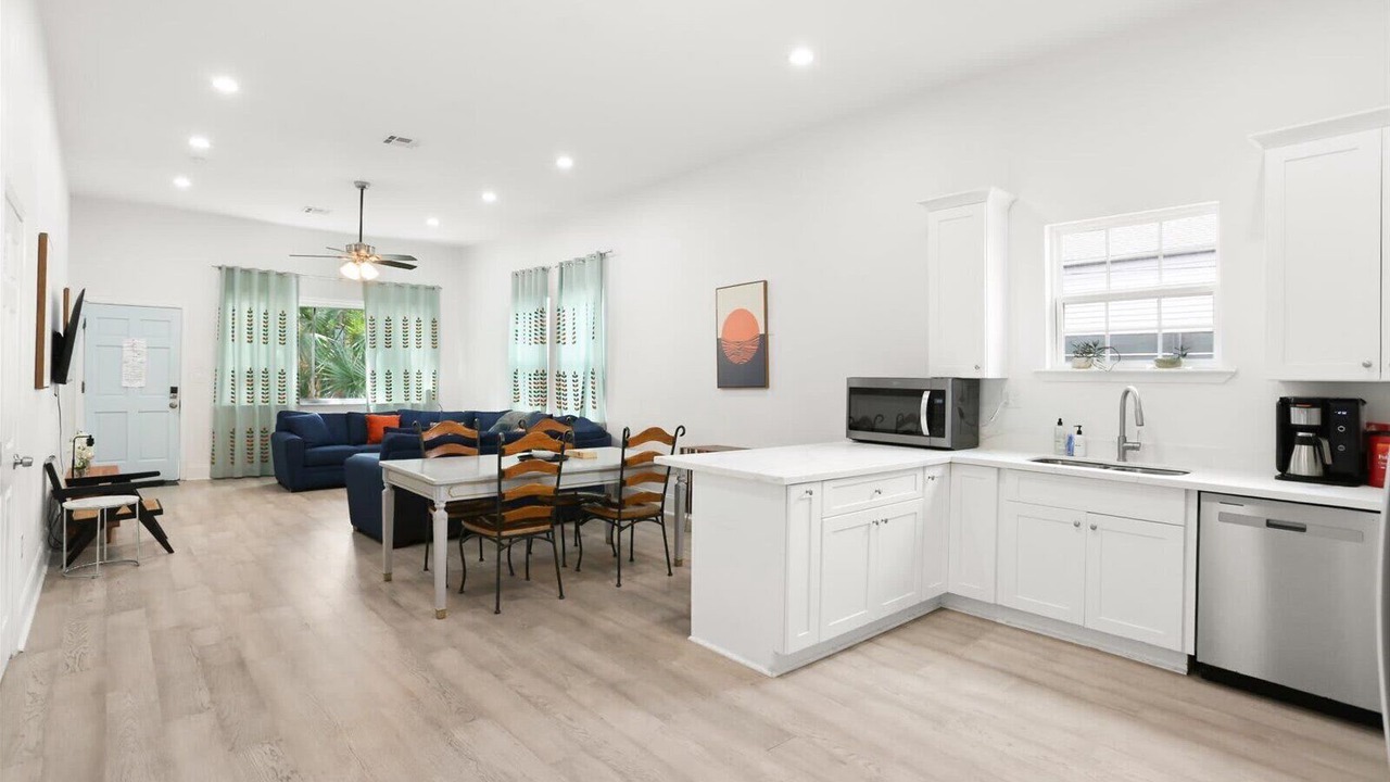 Photo of Kitchen in Mid-City
