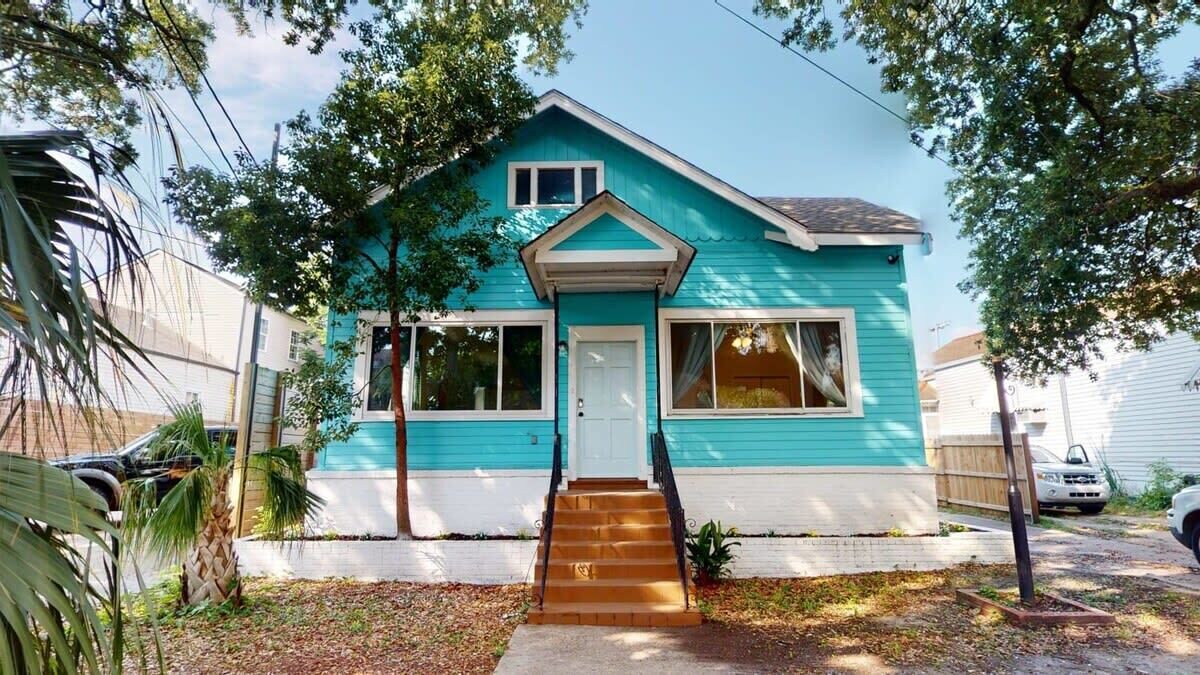 Photo of Outdoor in Mid-City