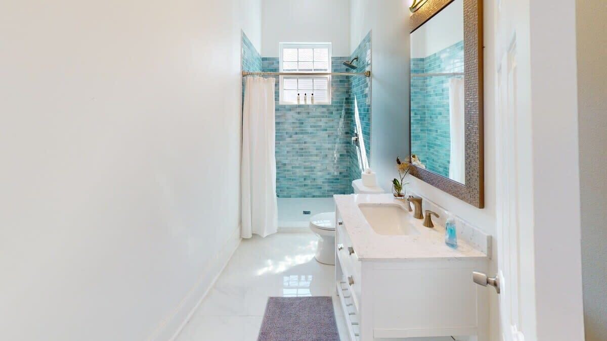 Photo of Bathroom in Mid-City
