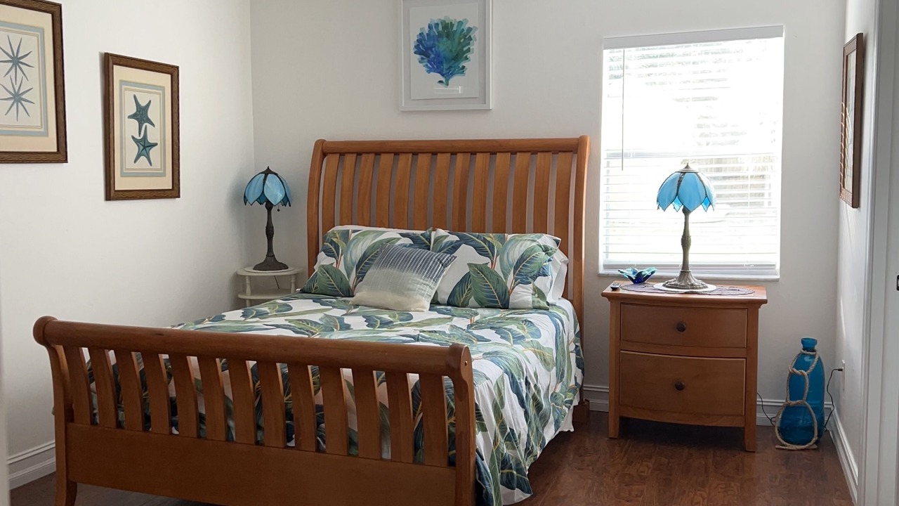 Photo of Bedroom in Willoughby Acres