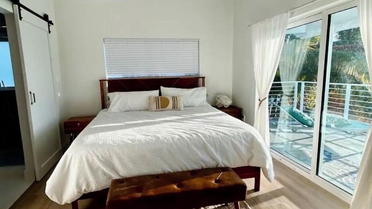 Photo of Bedroom in Summerland Key