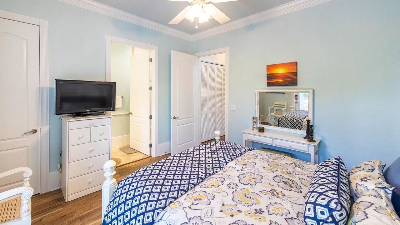Photo of Bedroom in Fort Bay