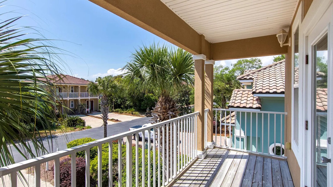Photo of Outdoor in Fort Bay