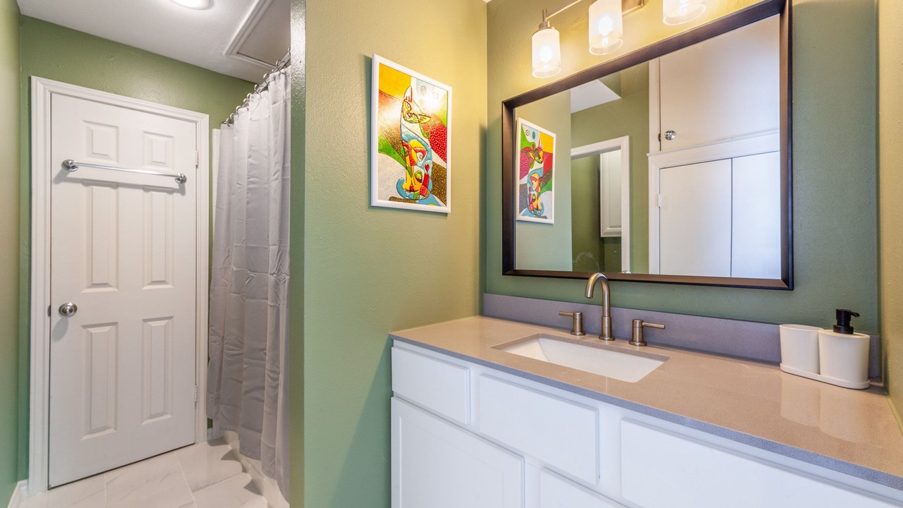 Photo of Bathroom in Oak Lawn