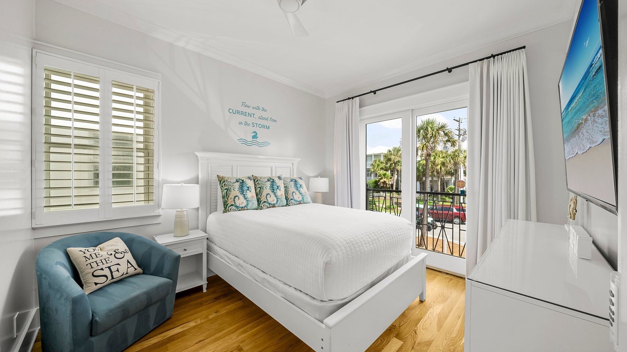Photo of Patio Balcony in Frangista Beach