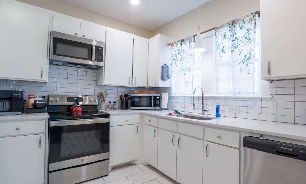 Photo of Kitchen in Fondren