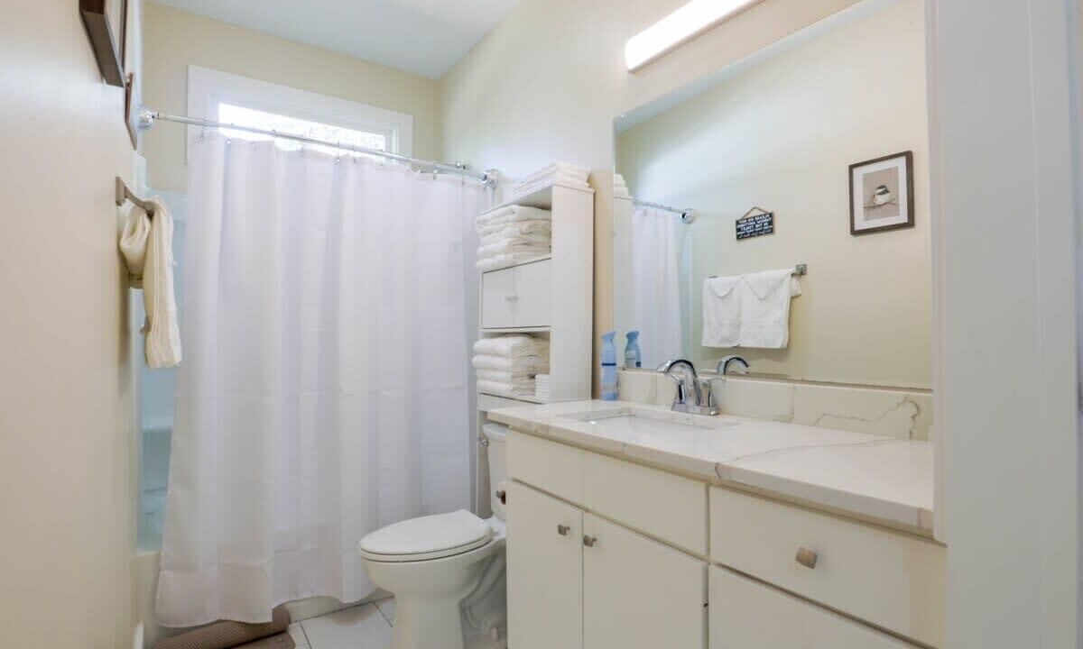 Photo of Bathroom in Fondren