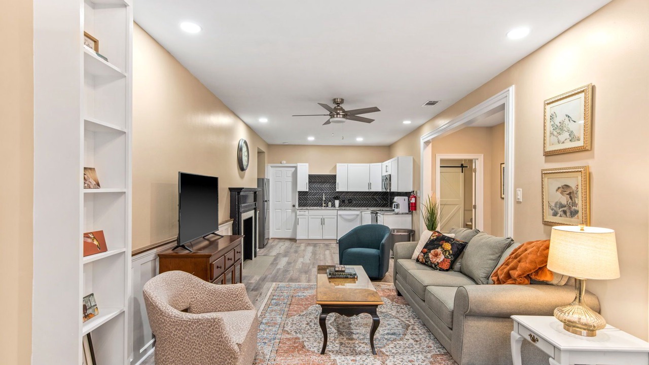 Photo of Livingroom in Natchez