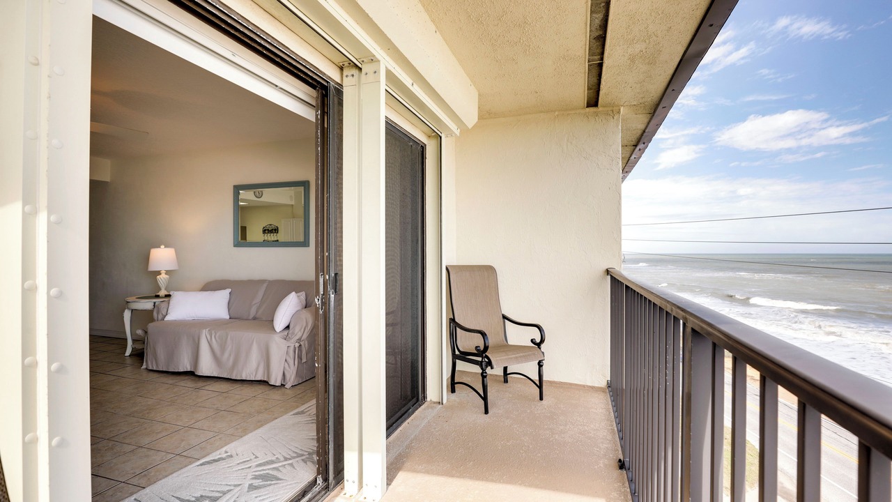 Photo of Patio Balcony in Ormond-by-the-Sea