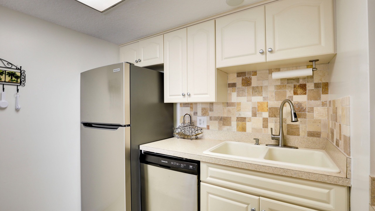 Photo of Kitchen in Ormond-by-the-Sea