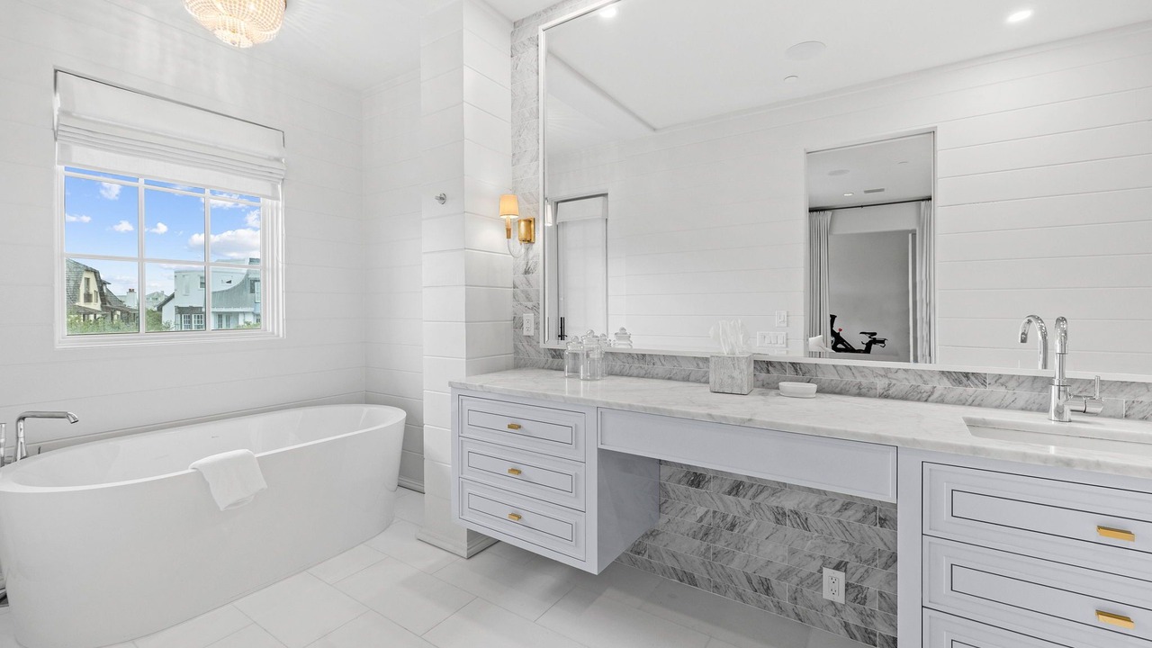 Photo of Bathroom in Rosemary Beach