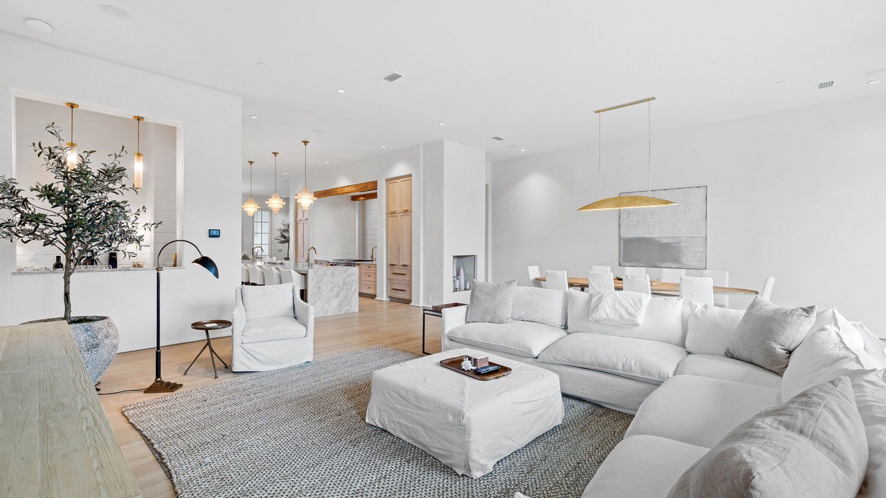Photo of Livingroom in Rosemary Beach