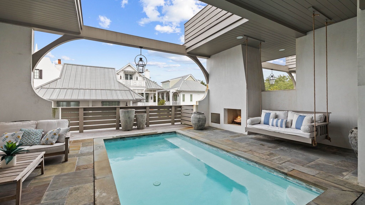 Photo of Livingroom in Rosemary Beach