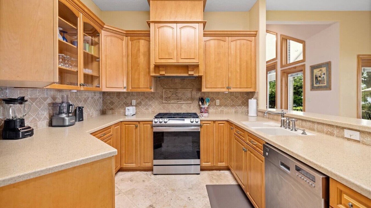 Photo of Kitchen in Mary Esther