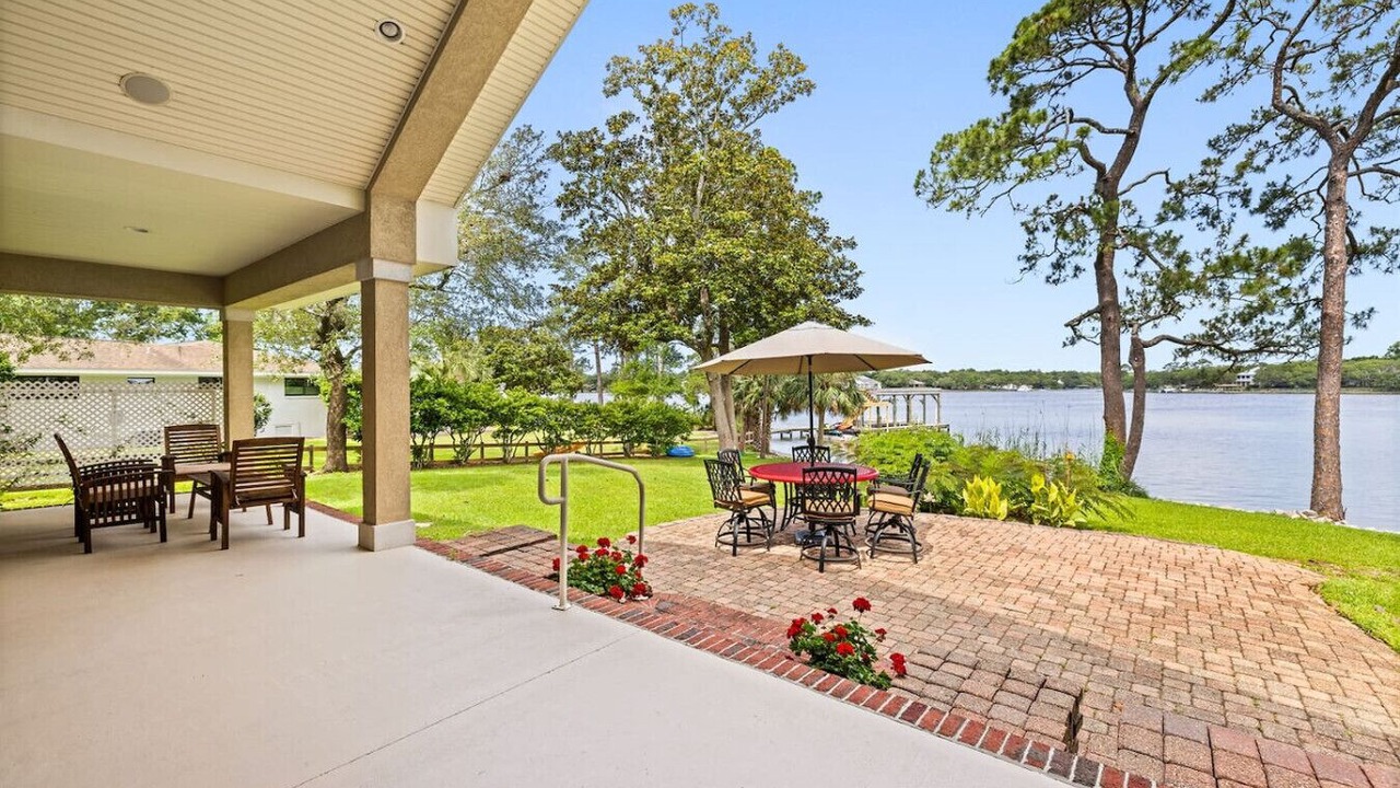 Photo of Outdoor in Mary Esther