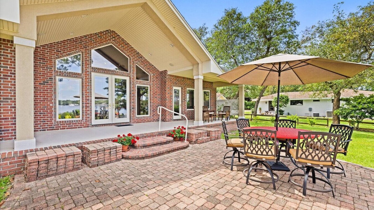Photo of Outdoor in Mary Esther