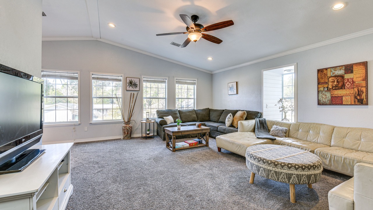 Photo of Livingroom in Wright