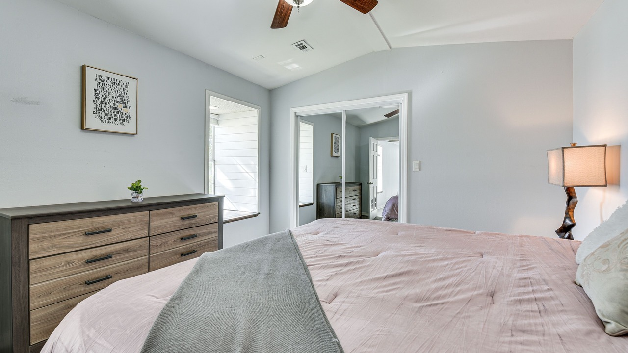 Photo of Bedroom in Wright