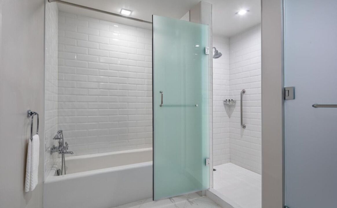 Photo of Bathroom in Arts/Warehouse District